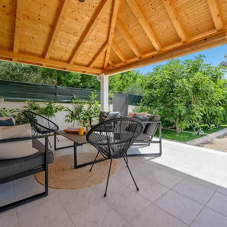 Villa Luxury Essencia Brac With Heated Pool