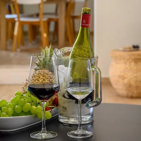 Luxury Essencia Brac With Heated Pool Вілла *