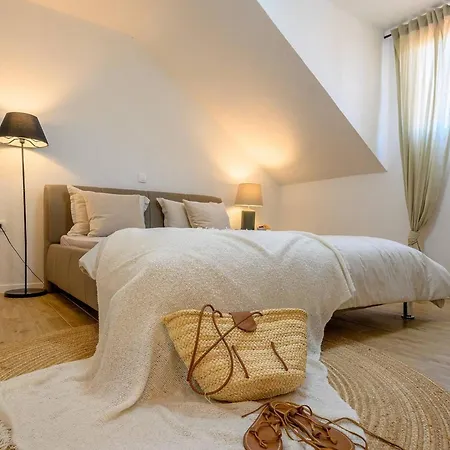 Luxury Essencia Brac With Heated Pool
