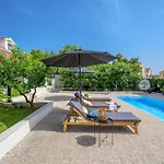 Luxury Essencia Brac With Heated Pool