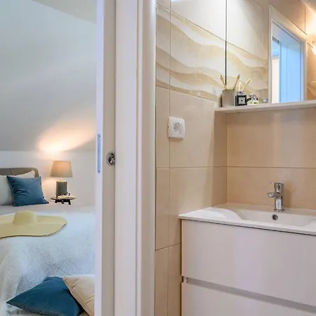 Luxury Essencia Brac With Heated Pool *